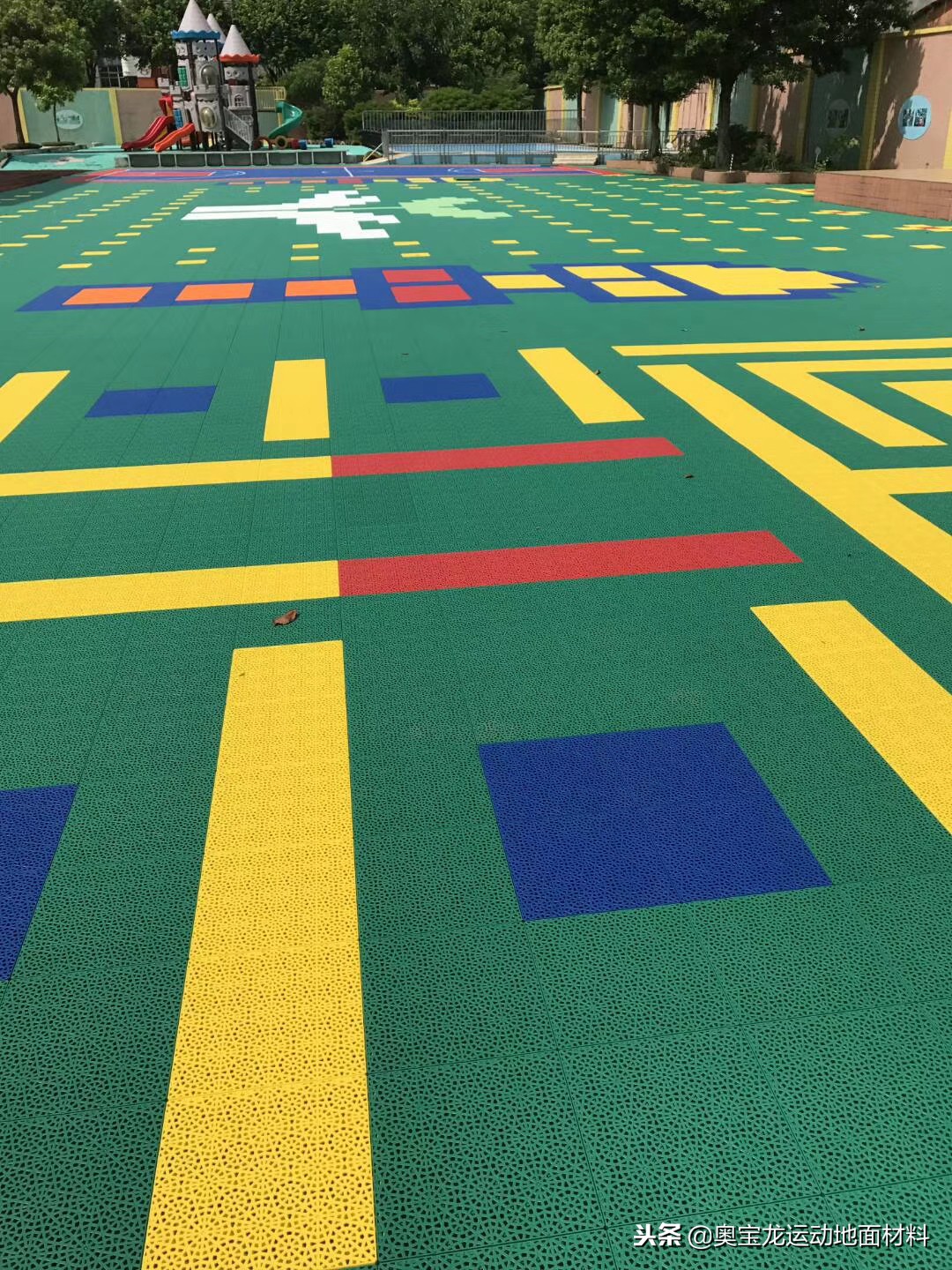 篮球场专用运动悬浮式拼装地板,篮球场悬浮式拼装地板教程