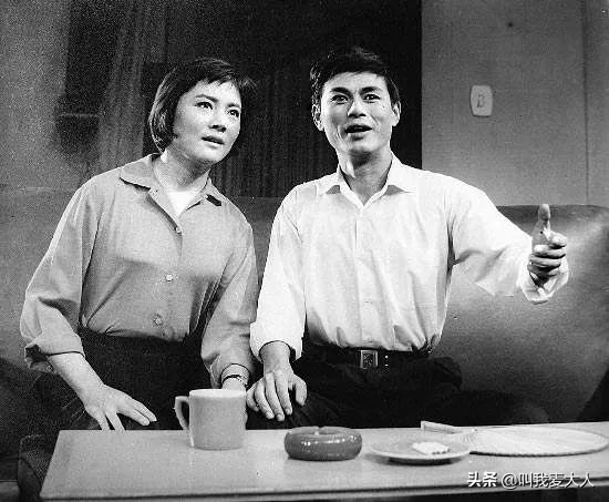 巫刚前妻及个人资料,巫刚前妻赵英离婚后结婚了吗