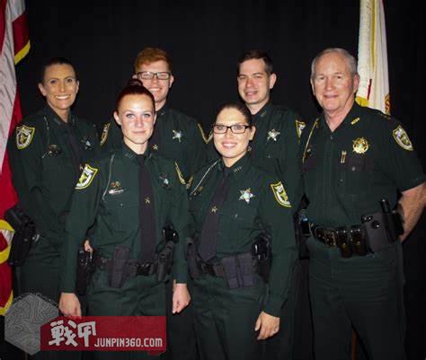 美国两大执法机构都叫什么,美国所有警察部门