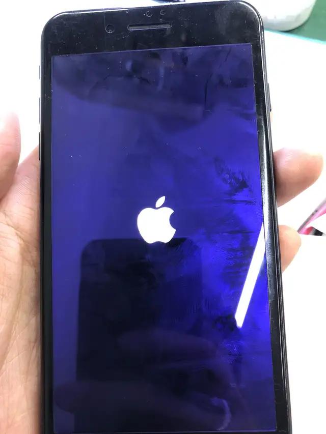 iphone7开机白苹果重启,iphone开机一直白苹果重启