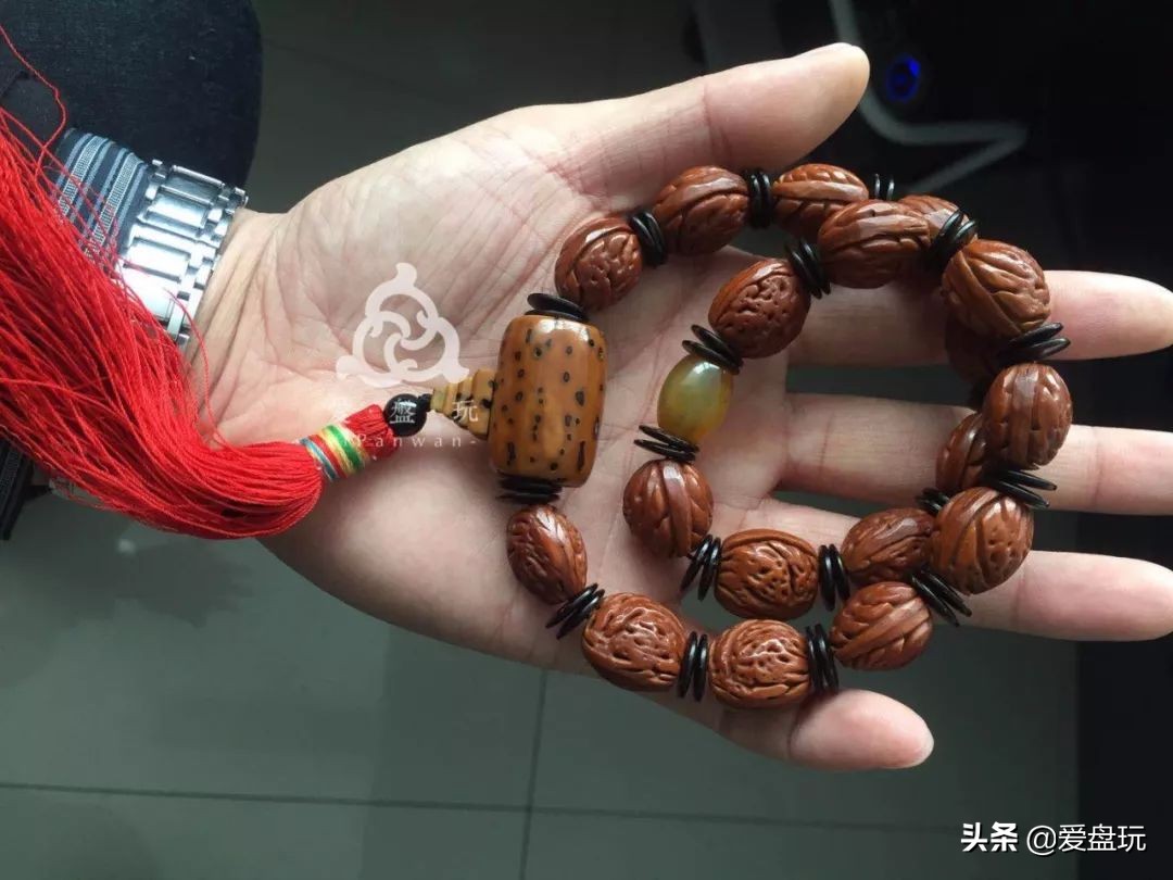 十大顶级手串包浆图片,这六种文玩一盘就包浆太省事儿了