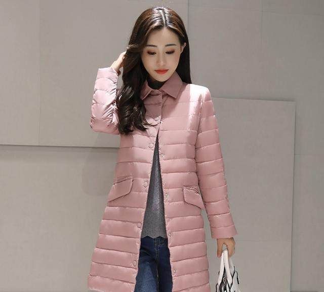 怪不得老婆把皮衣全扔了，如今流行这样的棉袄，保暖又上档次