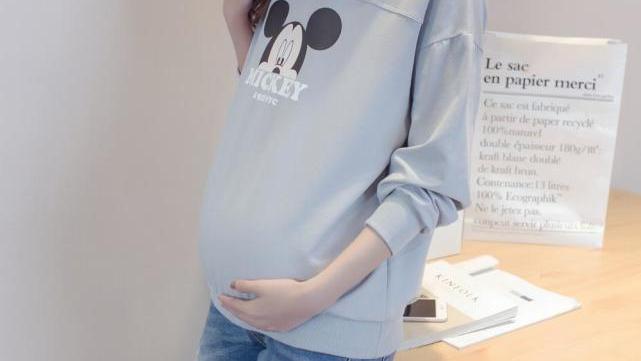 生孩子是在后背哪里打的麻药,生娃后背打麻药