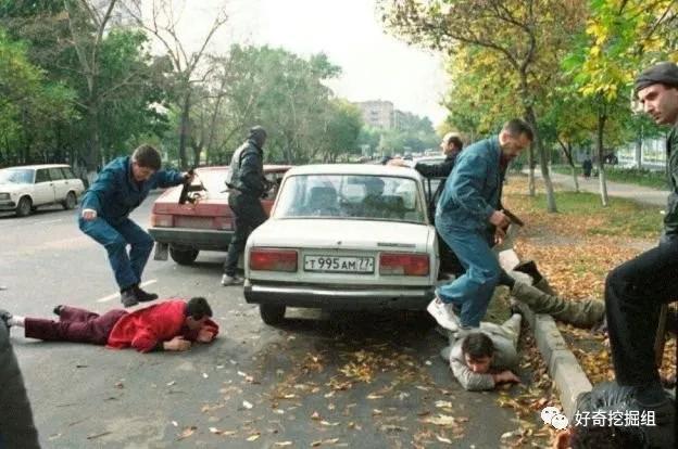 90年代俄罗斯黑帮,90年代的俄罗斯有多乱