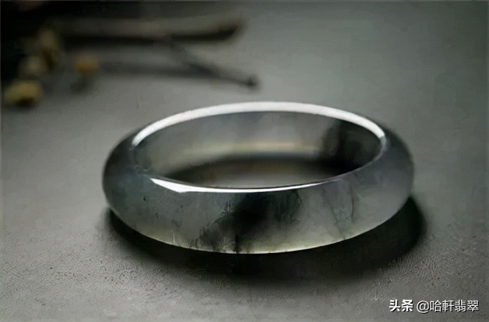 翡翠拍卖翡翠价格,拍卖上亿的翡翠