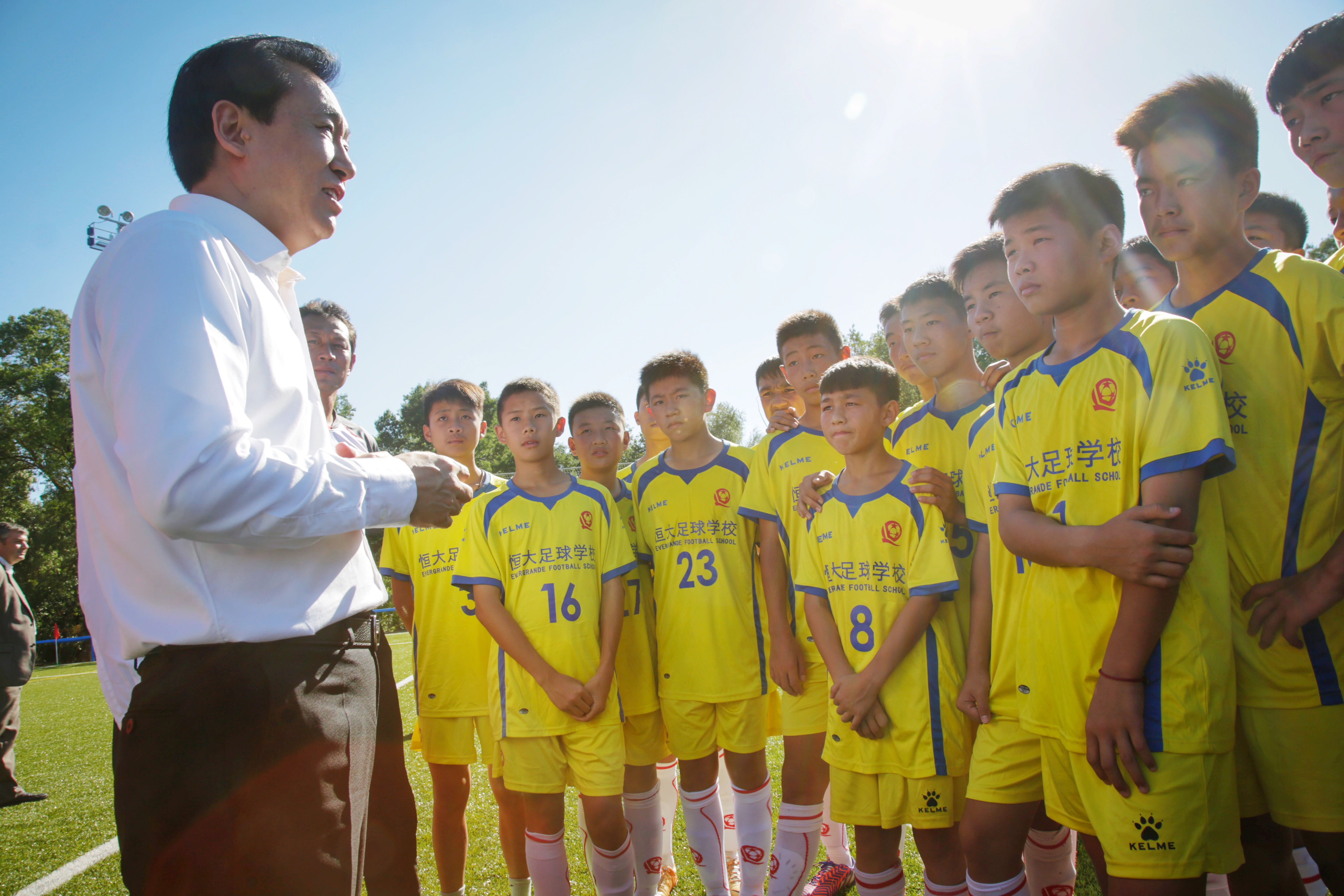 恒大强挖青训,恒大再祭最强阵容