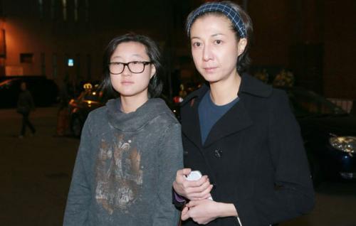 林凤娇30年后,成龙谈林凤娇近况