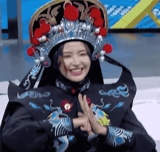 黄明昊超有梗集锦,黄明昊翟潇闻张颜齐同框