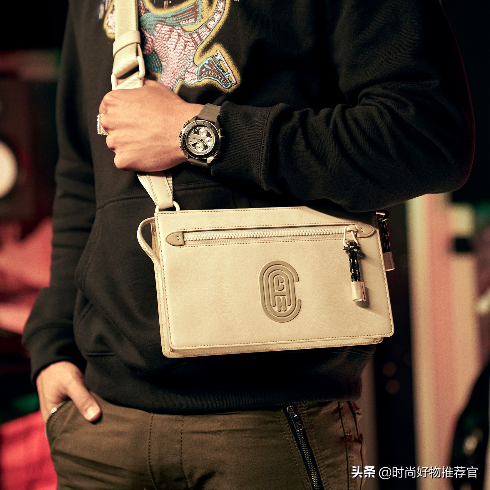 celine新款小鞍马包,一周内短途旅行包