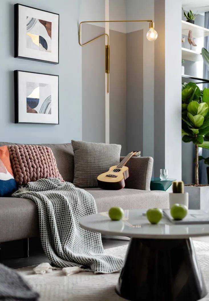 80平客厅书房一体设计,80平三室一厅简约现代装修风格