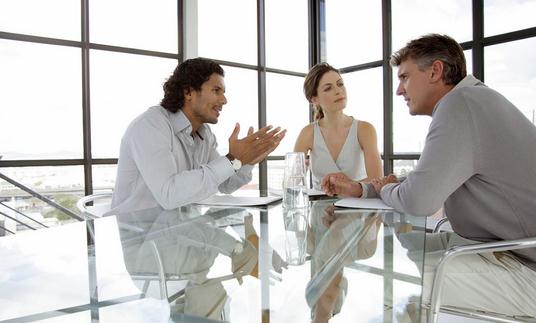 遇到严厉的领导怎么办,遇到苛刻的老板怎么办