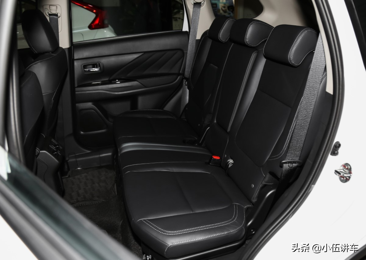 三菱欧蓝德6万公里需要换什么,全新三菱欧蓝德车主用车感受