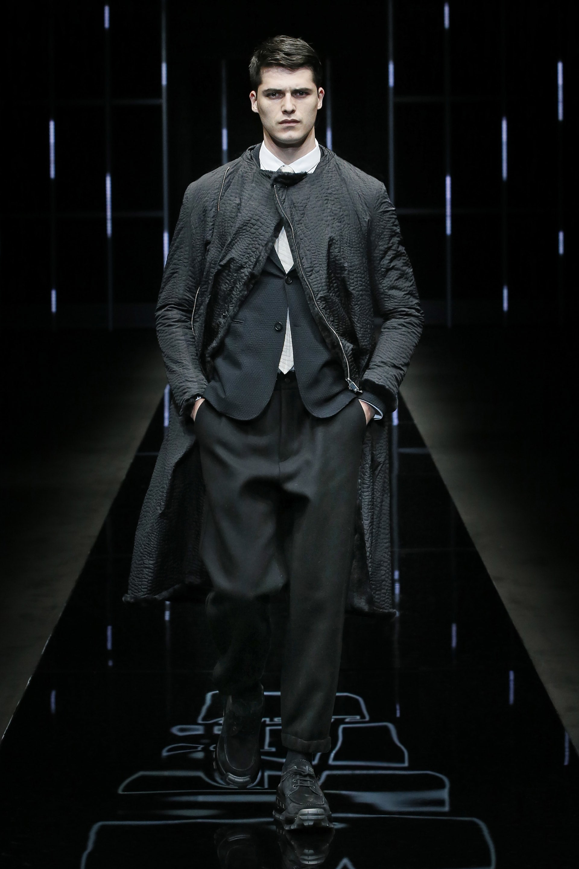 armani秀场男装秋冬2023,giorgioarmani男装胡歌