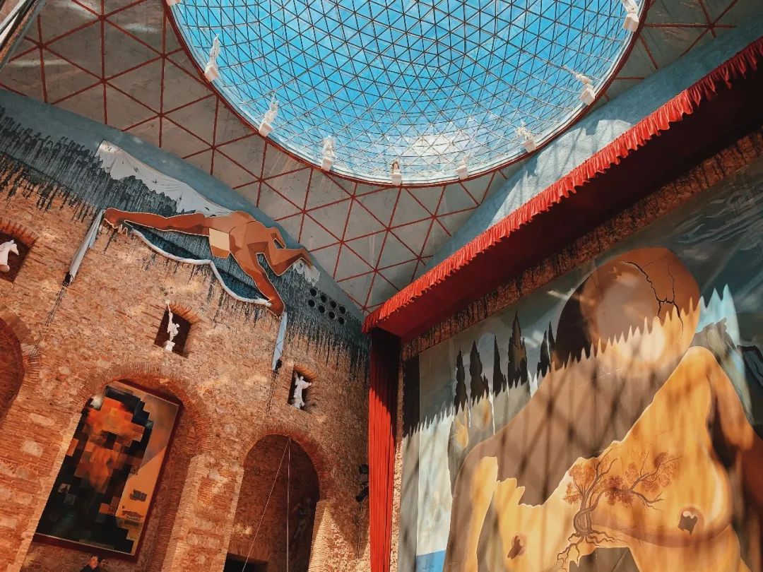 去巴塞罗那要知道什么,巴塞罗那之旅释放了天性