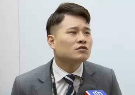 申晨间|上海阿姨懵了！房子还没过户，装修队就进场了？更崩溃的是，房屋结构被改变，物业可能没法过户