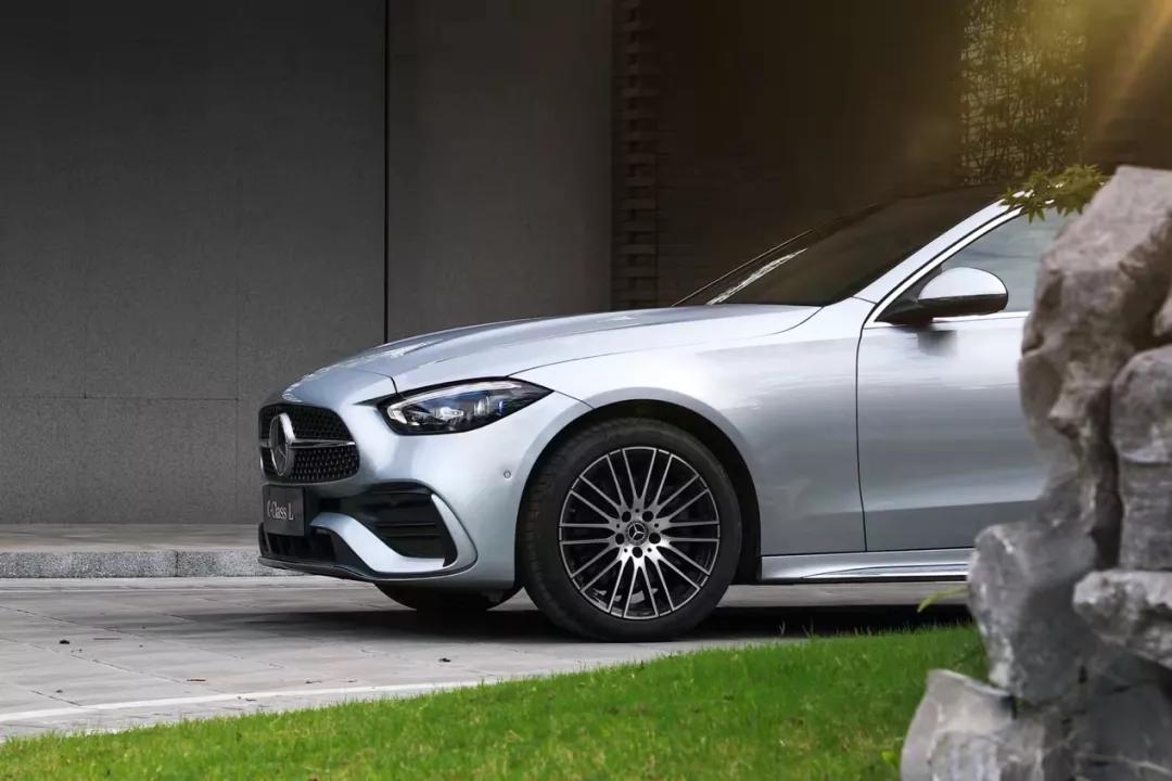 如此迷人,38号车评奔驰c级2022款试驾