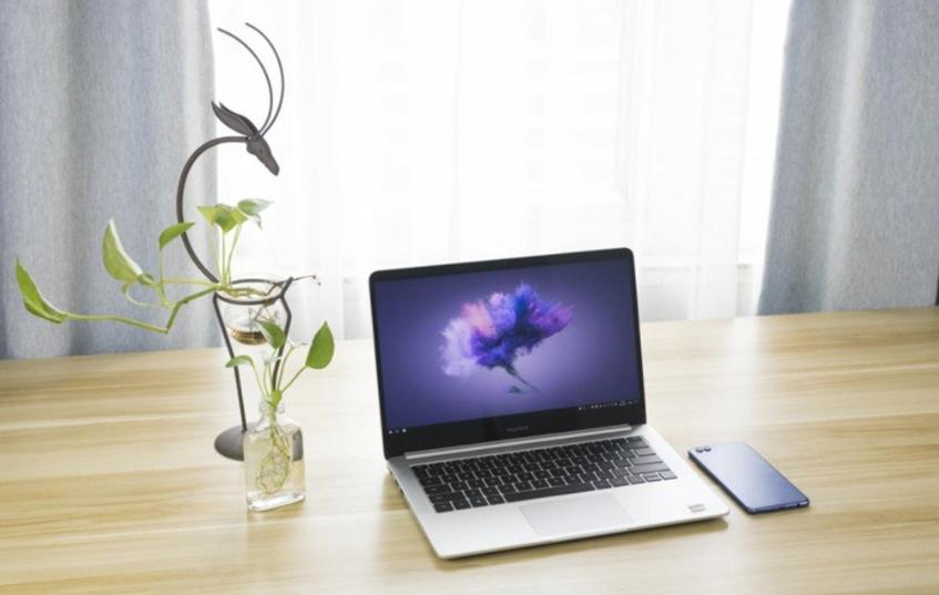 笔记本电脑太重,使用感受最舒适的轻薄笔记本