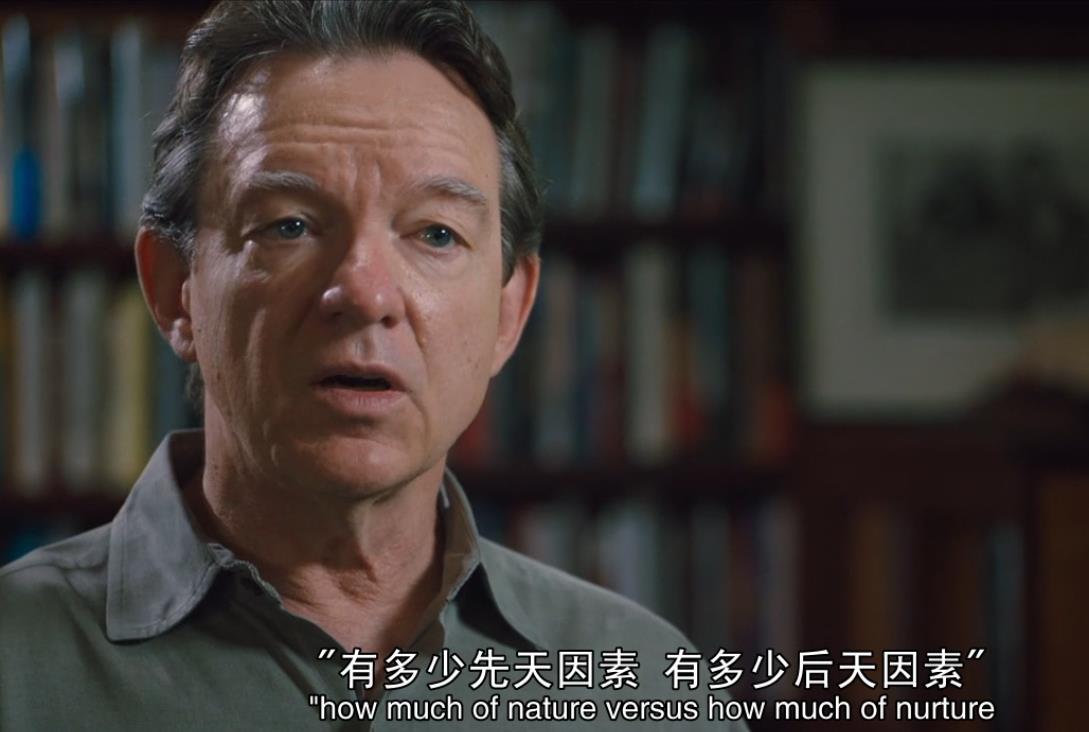 你之所以极度缺乏自信,是因为童年阶段没有形成独立的人格?