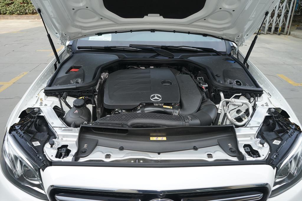 14款奔驰e级和18款奔驰e级对比,奔驰e级2024款对比奔驰s级