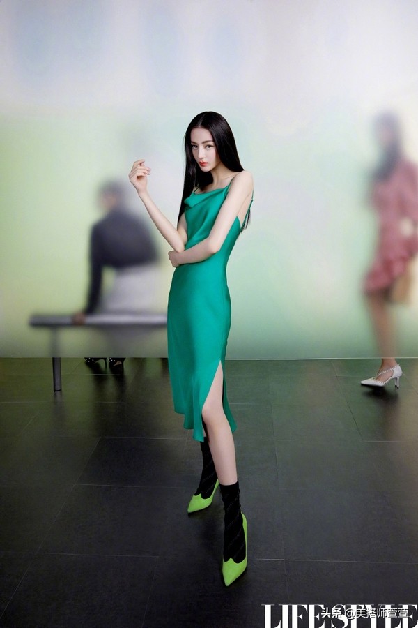 迪丽热巴黑长直发,迪丽热巴齐刘海黑长直