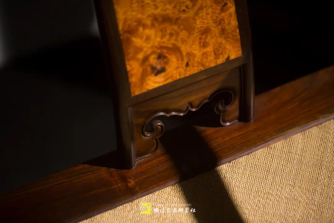 余尝净一室，置一圈椅|影木坊