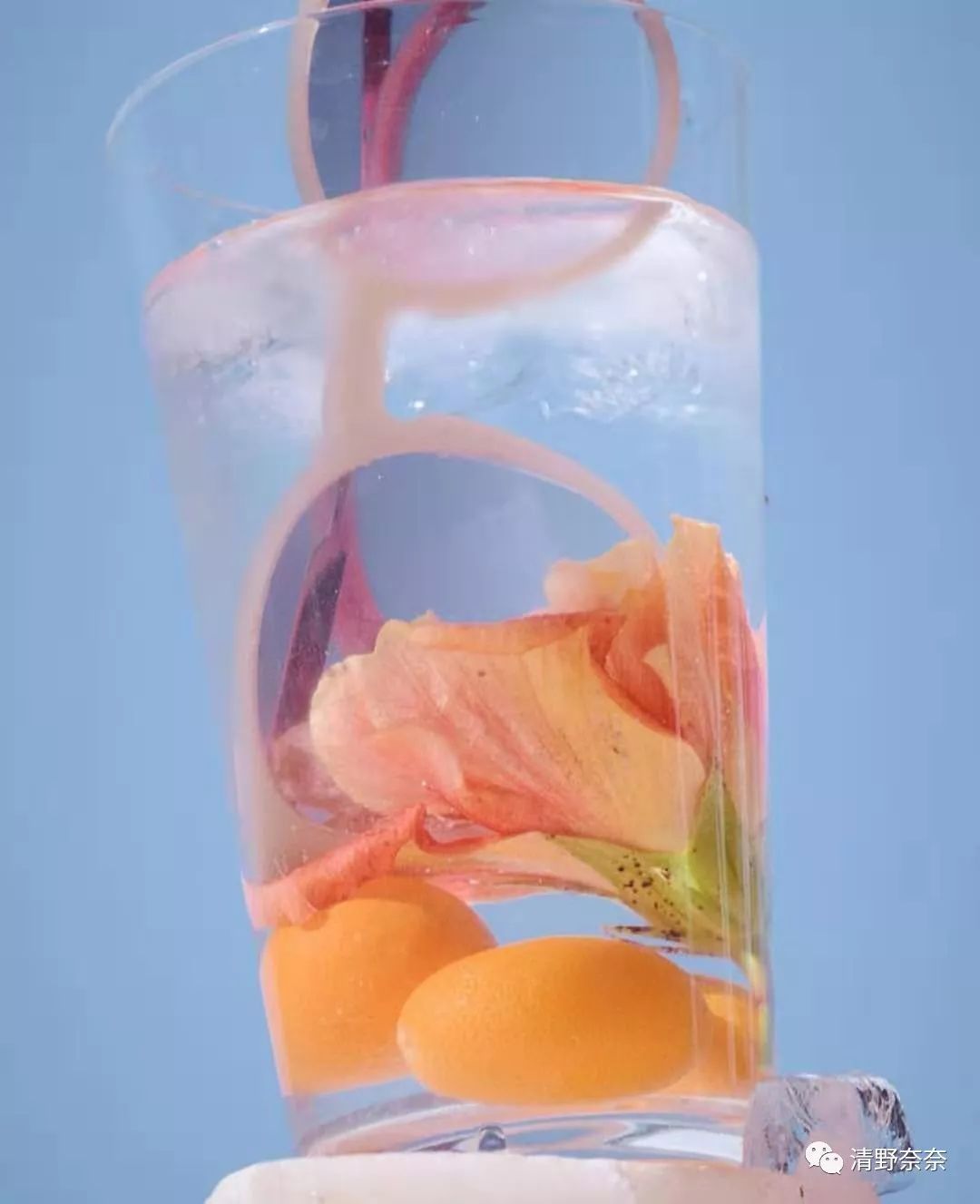 防晒霜过敏脸部自救方法,化妆品过敏紧急自救三步骤