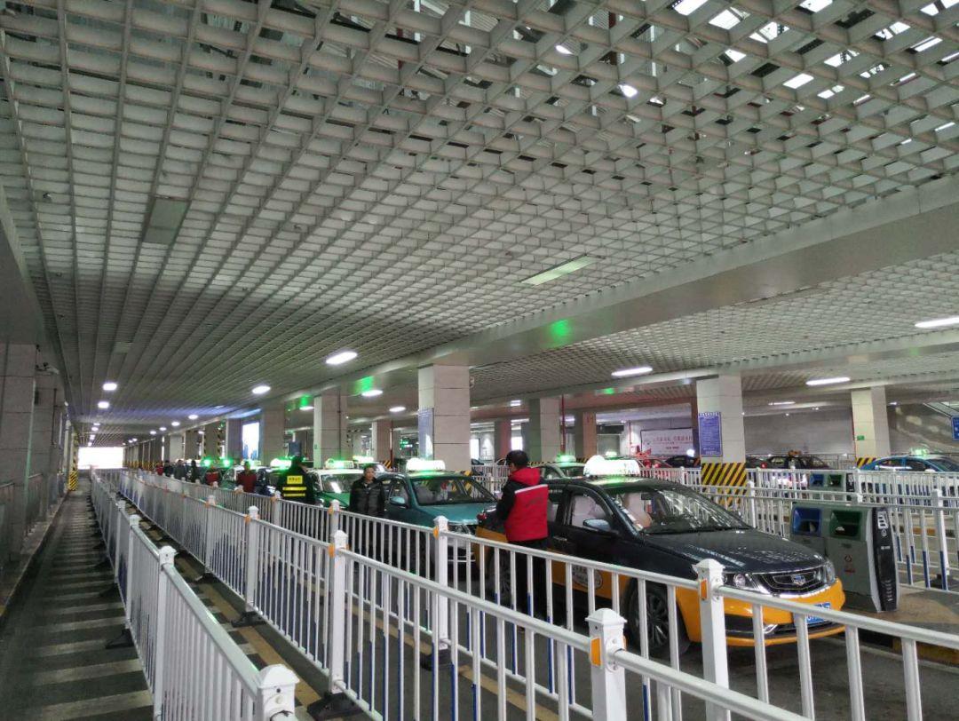 璐甸槼绾㈢溂鍒楄溅,绾㈢溂楂橀搧璐甸槼鍖楃珯