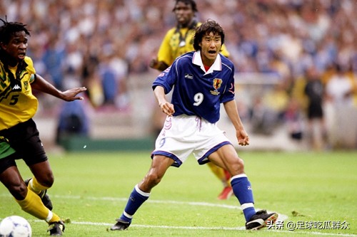 52岁仍未退役，日本足坛活化石：当年那球进了日本能赢克罗地亚