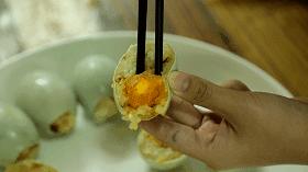 鍚嶉棬椋熷爞,闅愯棌鍦ㄤ竴鐗囧巶鍖轰箣涓殑楗爞