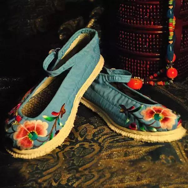 外地绣花鞋,古城绣花鞋