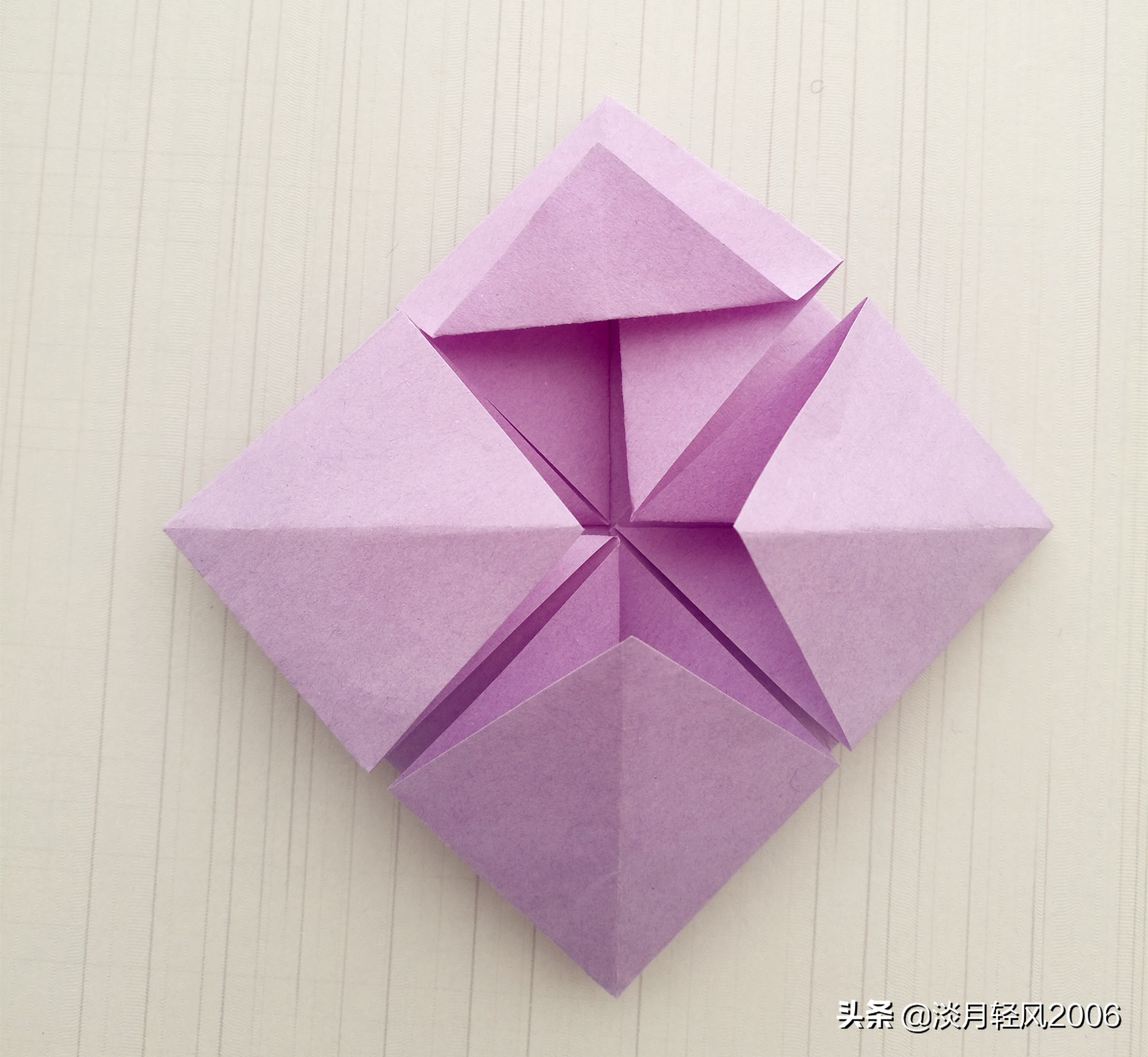 最简单的小花篮折纸,手工折纸小花篮怎么折