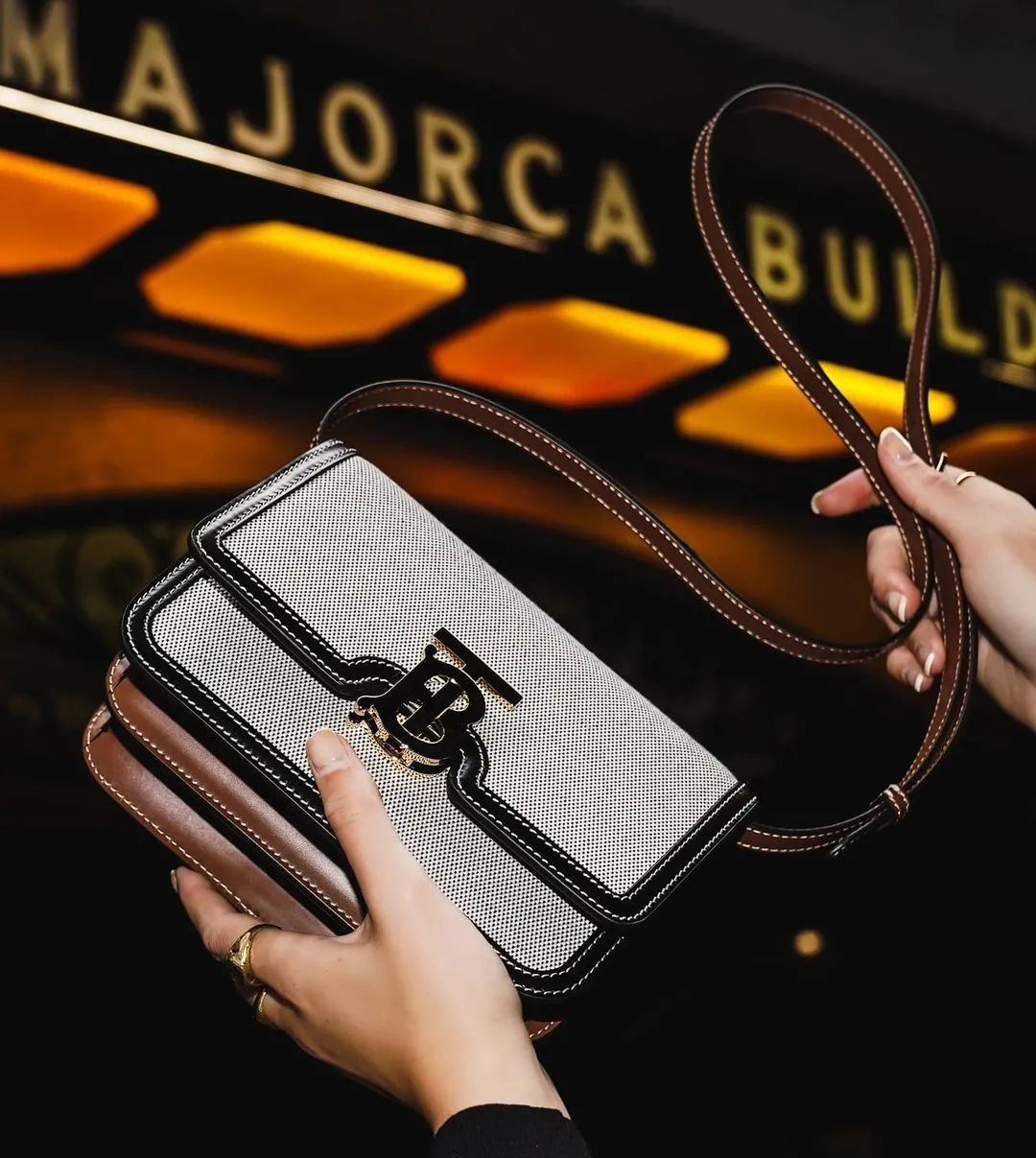 大牌burberry的包包,大牌但是又不是很贵的包包