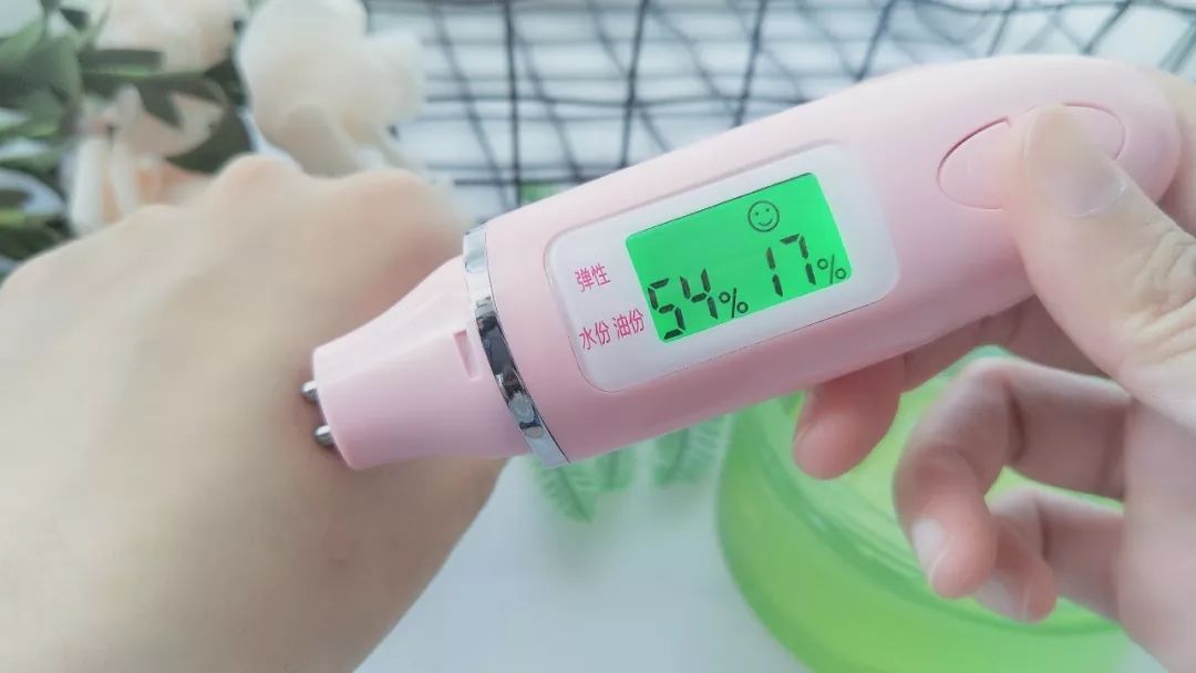 面霜日常护肤大容量推荐,官方正品家庭装保湿滋润面霜