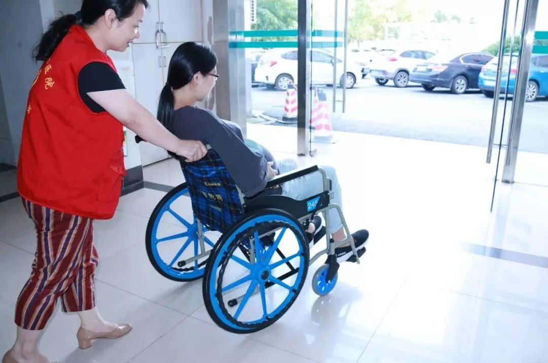 医院共享轮椅需要做什么,市中心医院共享轮椅如何扫码使用