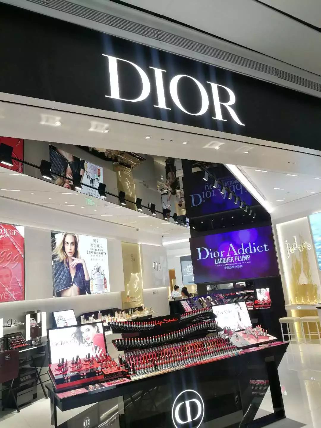 网购进口商品支持专柜验货？别逗了！福建一女士购买迪奥口红陷验货窘境「1036三剑客」