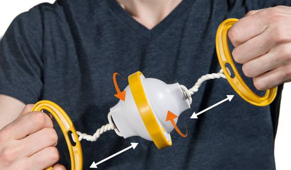 最有趣的扯蛋神器,国外小哥碎蛋神器