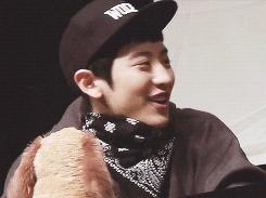 exo十一周年见面会照片灿烈,exo十一周年见面会灿烈介绍自己