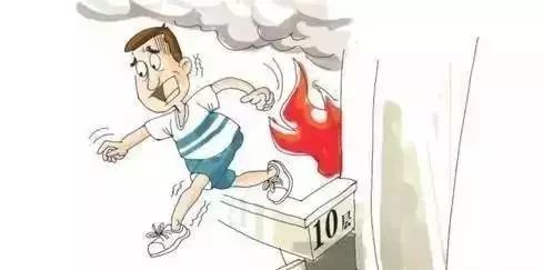 楼道乱堆杂物堵塞疏散通道危险,楼道乱堆杂物的温馨提示