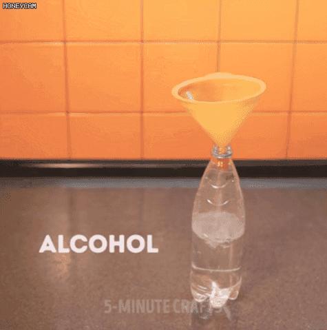 擦锅底老污垢用什么擦得最干净,擦锅底的老污垢用什么擦得最干净