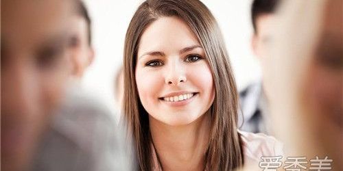 脸上肉很松怎么变紧,脸上的肉很松