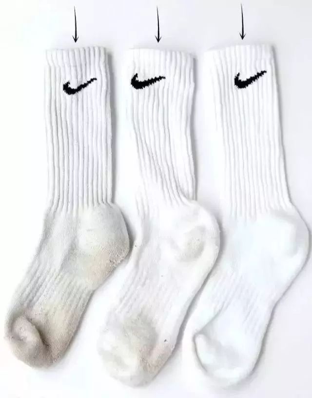 袜子脏了怎样洗白不用小苏打,洗白袜子加什么能洗干净