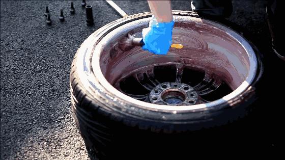 变态的韩国人发明了一款厨房神器，用它擦一擦家里各种锈迹、顽固污渍一扫而光！一分钟亮洁如新！