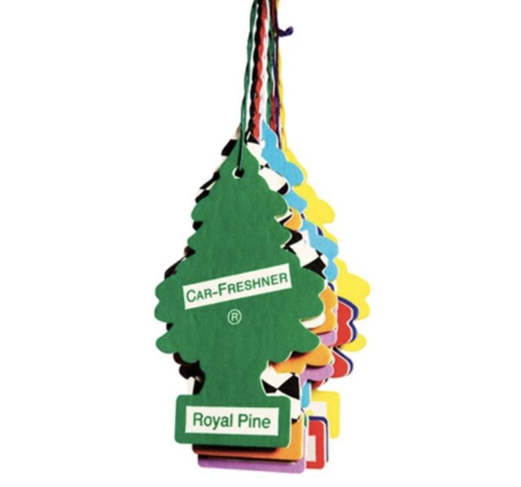 易烊千玺代言阿玛尼服装,易烊千玺纪梵希美妆广告