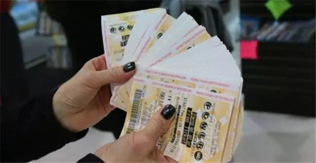 海外彩票也能代购？靠谱吗？真中奖了咋办？