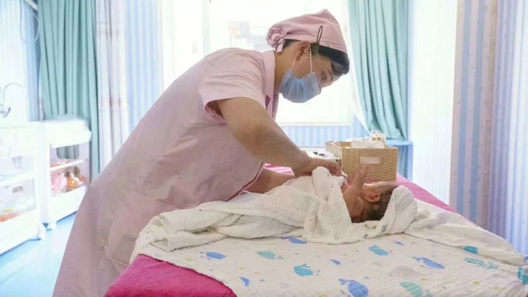 一对一住家月嫂服务平台,一对一月嫂月子中心