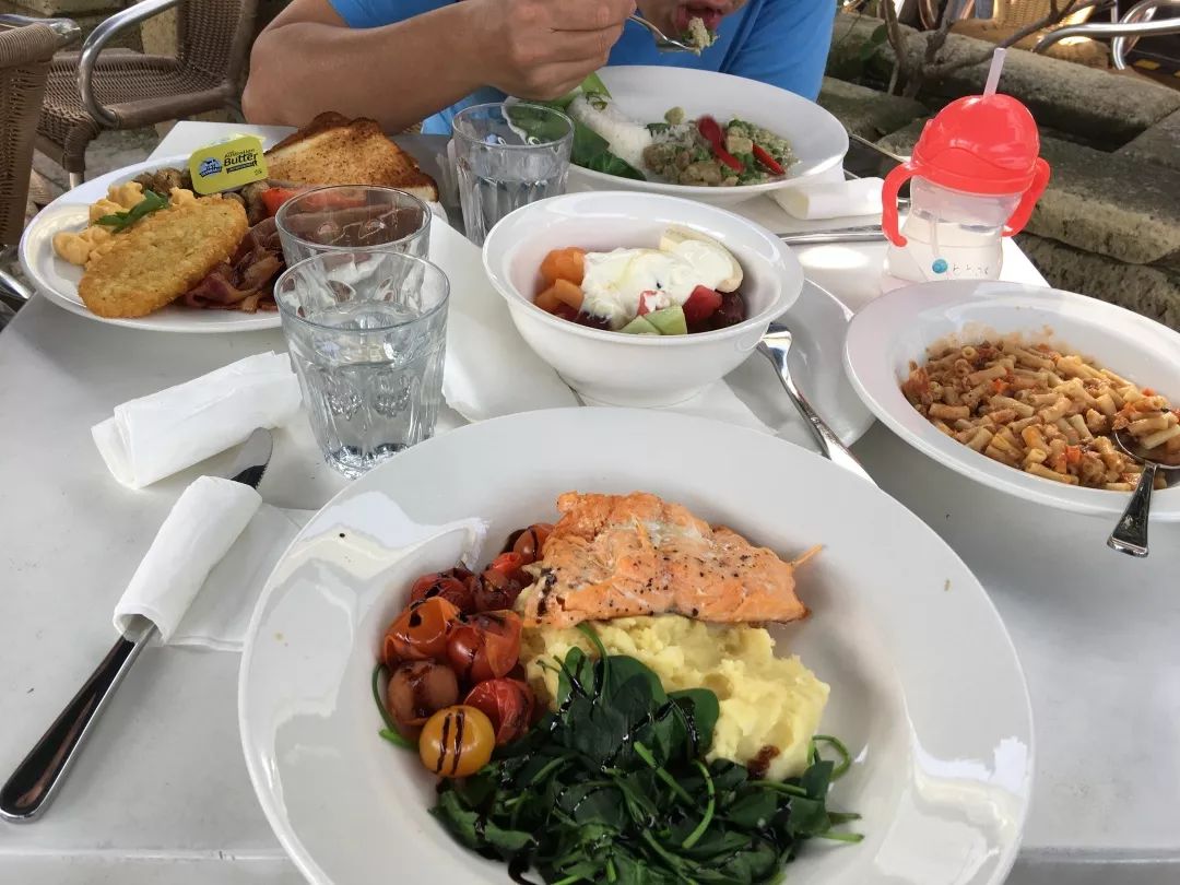 婴幼儿dha怎么补要补多长时间,补钙补铁补维生素还要补dha吗