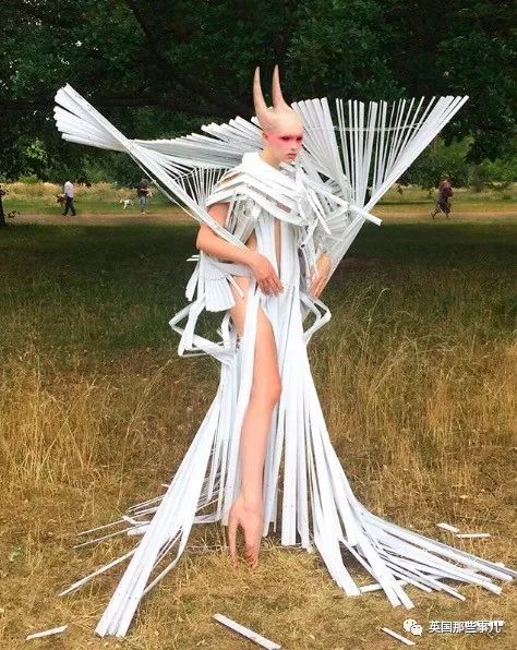 最近风靡高跟鞋,人皮高跟鞋