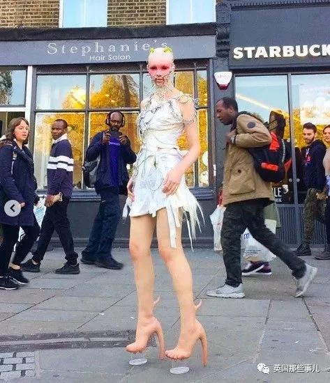 最近风靡高跟鞋,人皮高跟鞋