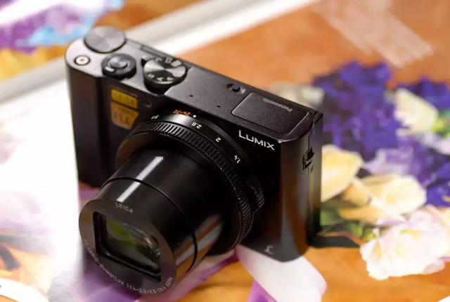 徕卡大光圈镜头,松下lx10对比徕卡相机