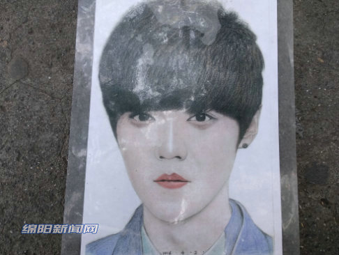 37岁自学画画，绵阳街头画师田启林的梦想与坚持